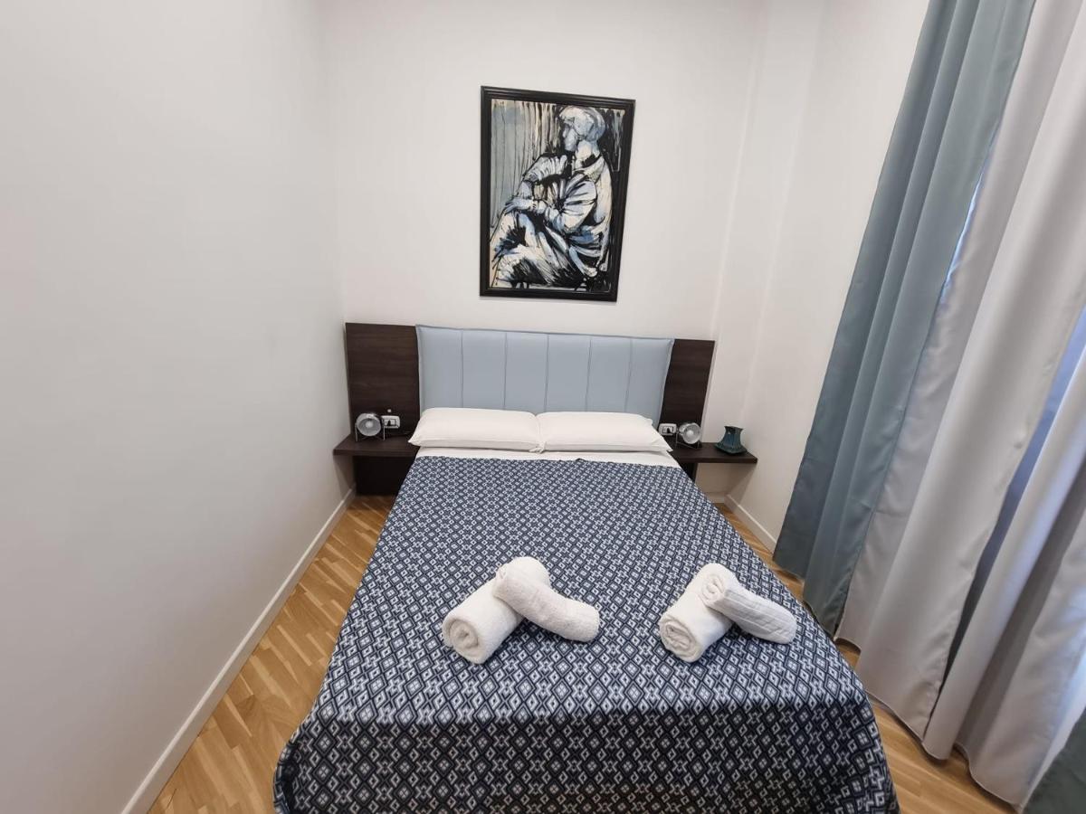 Barbaja Suites In Street Toledo 205 Наполи Екстериор снимка